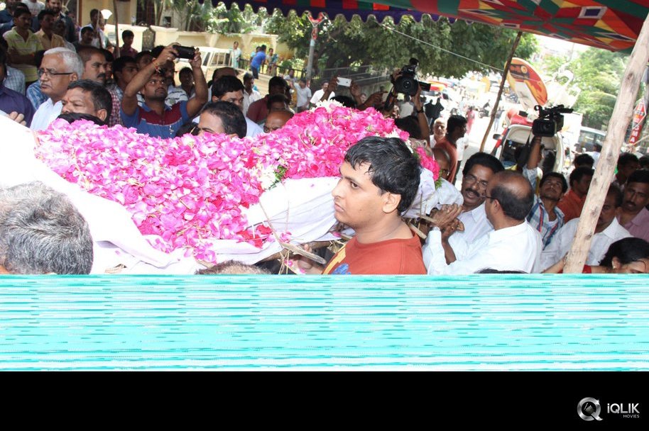 Celebrities-Pay-Homage-To-Edida-Nageswara-Rao